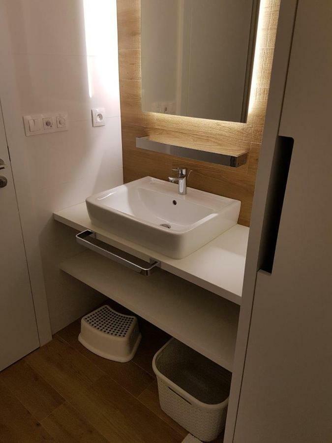 Utulny A Romanticky Apartman Rokytnice โรกีนีซ นัด ยีเซอโร ภายนอก รูปภาพ